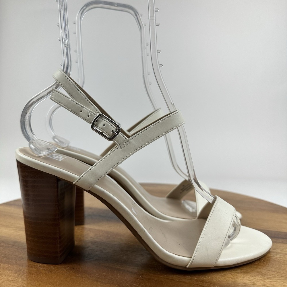Womens BP Lula White Faux Leather Slingback Block Heels Sandals Size 9 M GUC